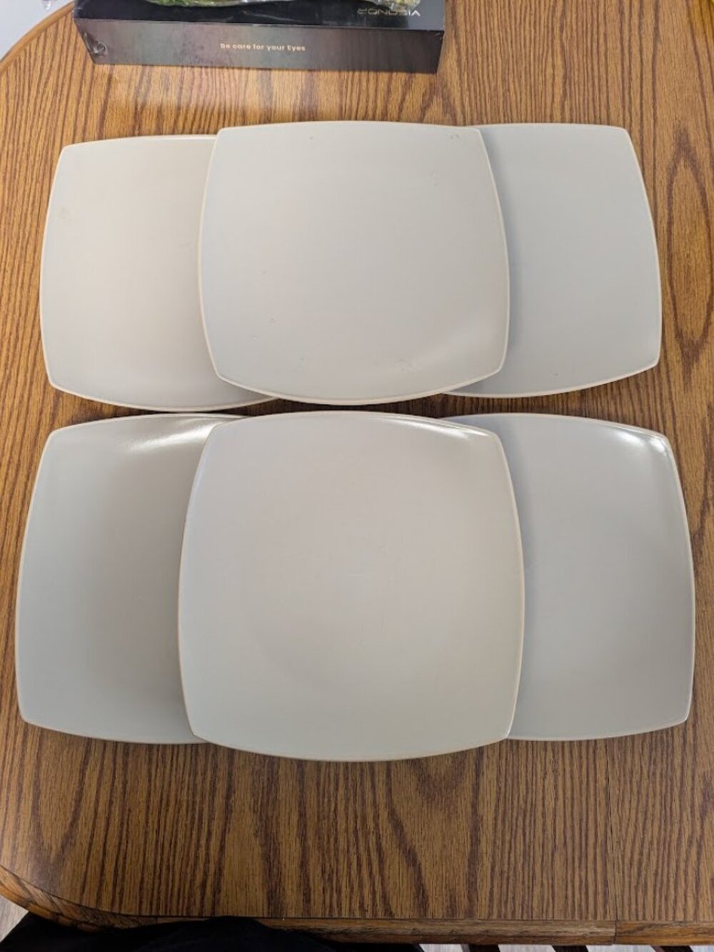 Gibson Dinner Plates Set of 6 10.5"